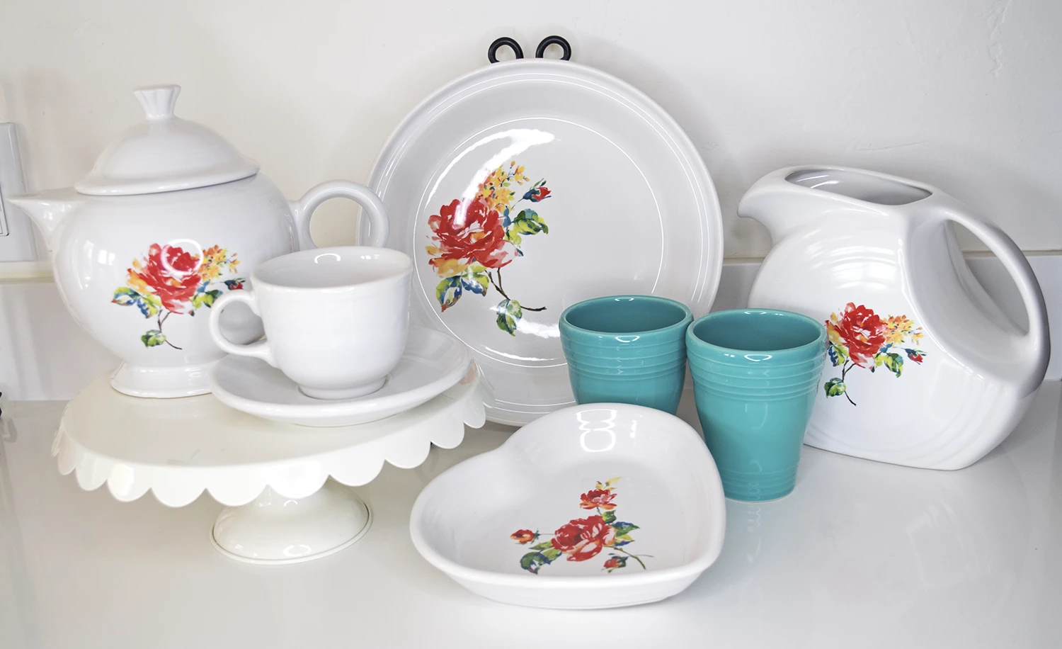 Fiesta Deep Dish Pie Baker Floral Bouquet 5 Fiesta Deep Dish Pie Baker Floral Bouquet - Image 3